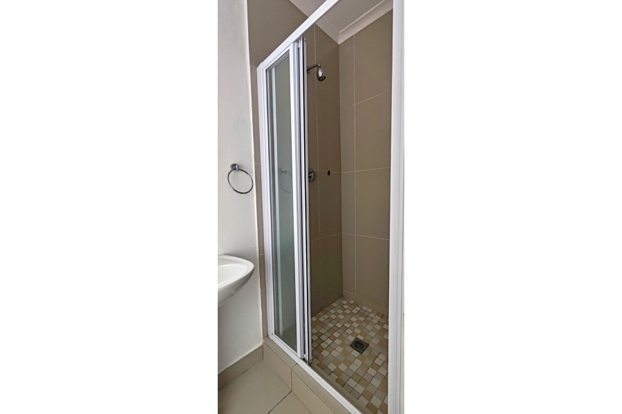 1 Bedroom Property for Sale in Heathfield Western Cape
